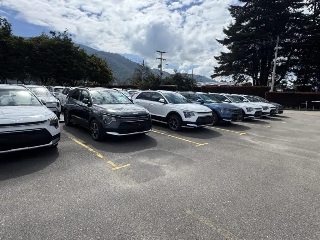 Ciudadanos con estos carros en Colombia les devolverán millones de pesos: Deben cumplir sencillo requisito Kia proyecta superar las 45.000 unidades en Colombia este año. Foto: Valora Analitik.