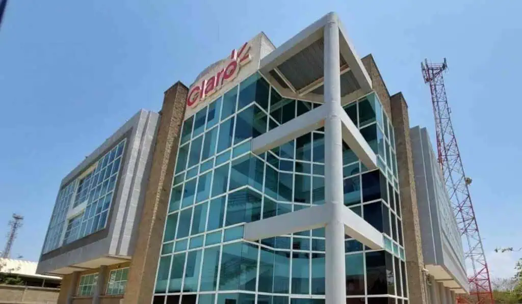 Claro solicitó aval para adquirir redes de fibra de Azteca Comunicaciones y Total Play en Colombia Infraestructura Claro