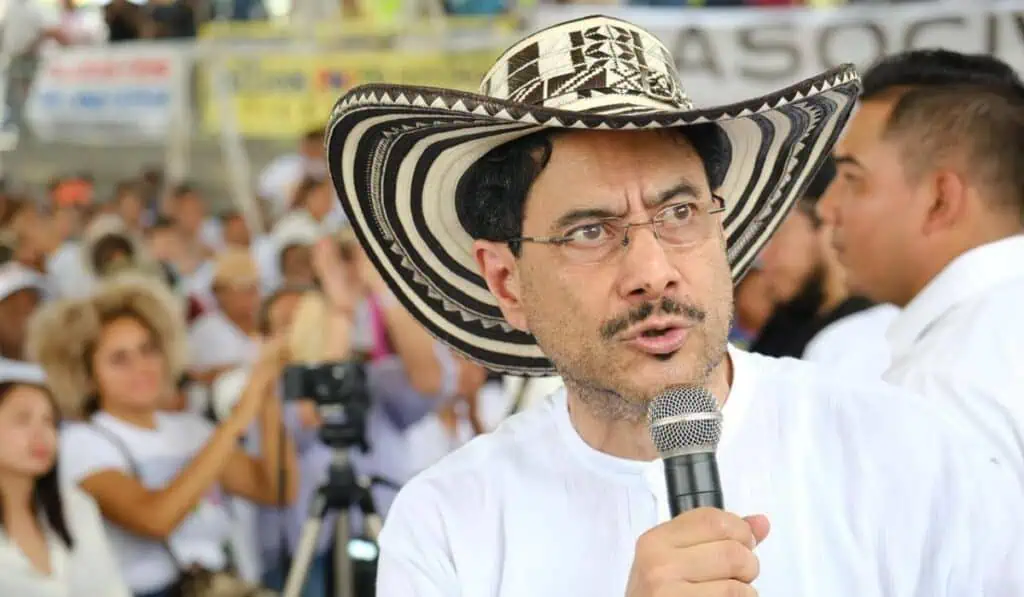 Iván Cepeda destapa propuestas económicas: habla de capitalismo productivo, Constituyente y fracking Iván Cepeda
