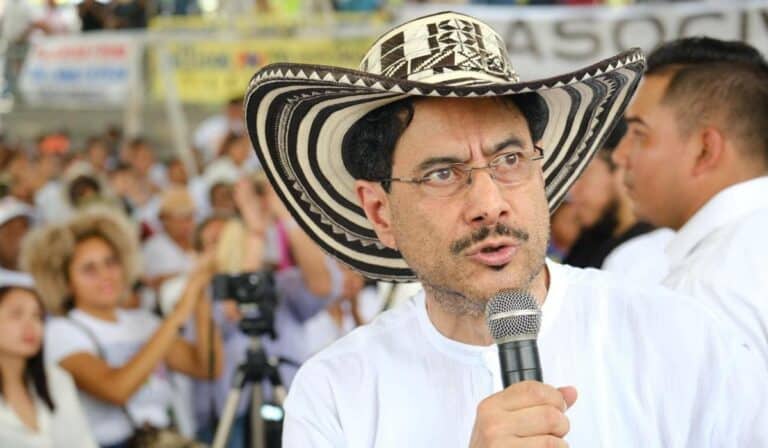 Iván Cepeda destapa propuestas económicas: habla de capitalismo productivo, Constituyente y fracking Iván Cepeda