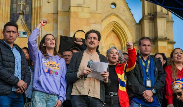 Ahora | CNE niega la participación de Iván Cepeda en la consulta presidencial del 8 de marzo Iván Cepeda, candidato presidencial.