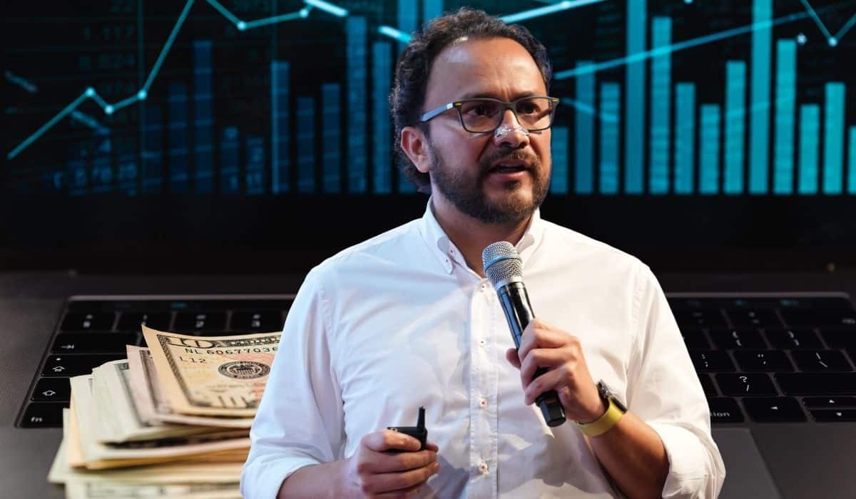 Javier Cuéllar de Crédito Público y dólares