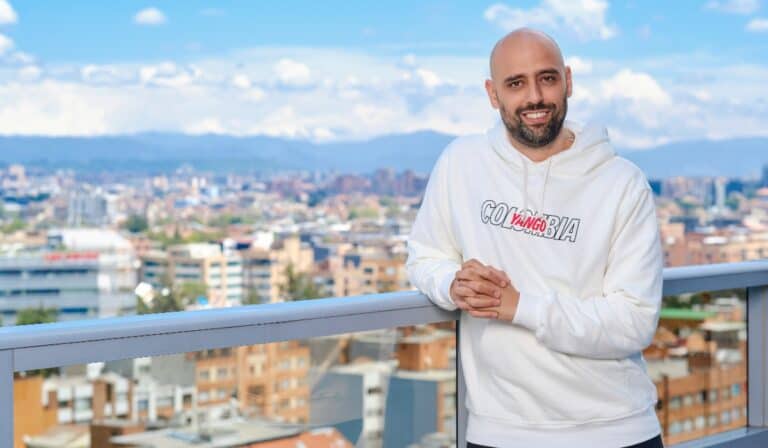 Exclusiva: Yango prepara el despliegue de miles de patinetas eléctricas en Bogotá y Barranquilla entrevista exclusiva con Valora Analitik, el gerente general de Yango, Mark Bitton