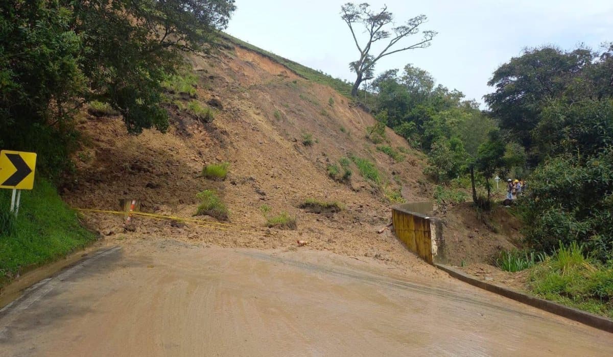 Home - Valora Analitik Ministerio de Transporte reportó 14 cierres totales en vías del país