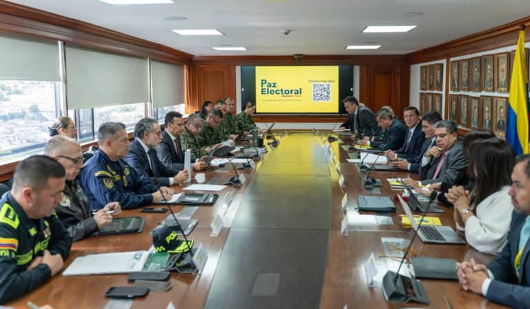 Entes de control y Gobierno se reúnen en medio de tensión por críticas de Petro a las garantías electorales Reunión entre Gobierno y entes de control