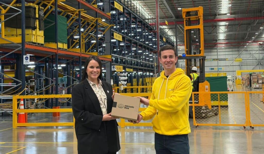 Mercado Libre y Latam Cargo superan los 500.000 paquetes transportados en carga aérea en Colombia El trabajo conjunto se suma a los esfuerzos de Latam Cargo por fortalecer la logística del e-commerce en el país