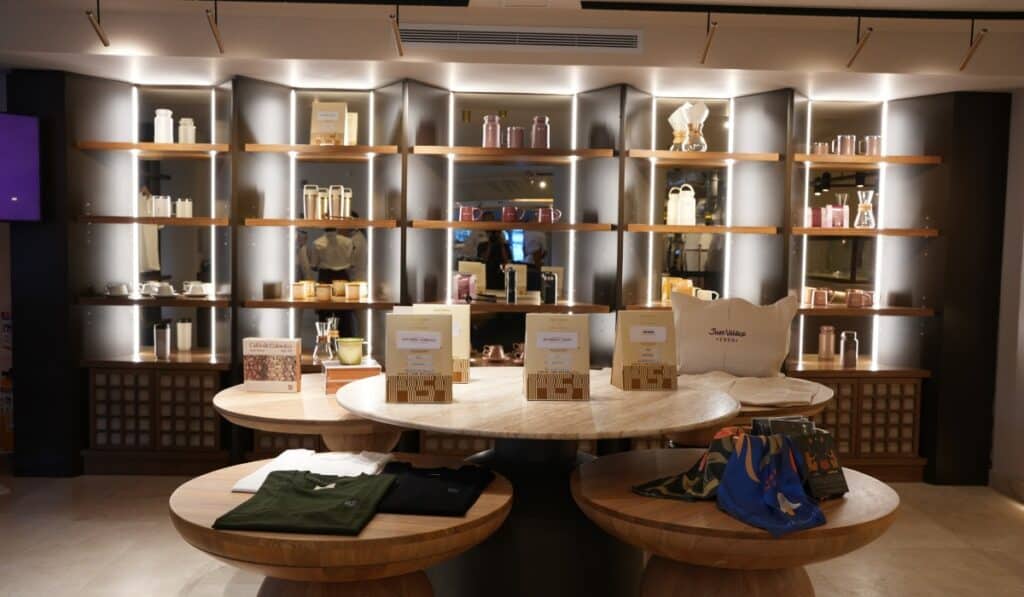 Juan Valdez eleva la experiencia del café y profundiza detalles de su primera 'flagship' La nueva tienda 'flagship' busca llevar la experiencia del café a otro nivel.