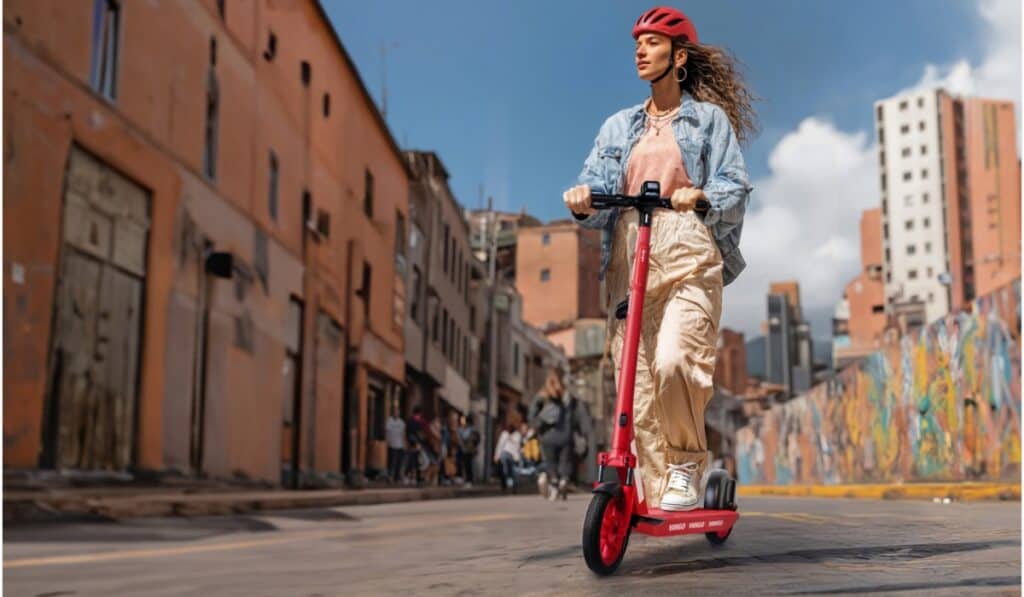 Yango: Más que patinetas_ la apuesta por movilidad compartida multimodal Patinetas eléctricas de Yango