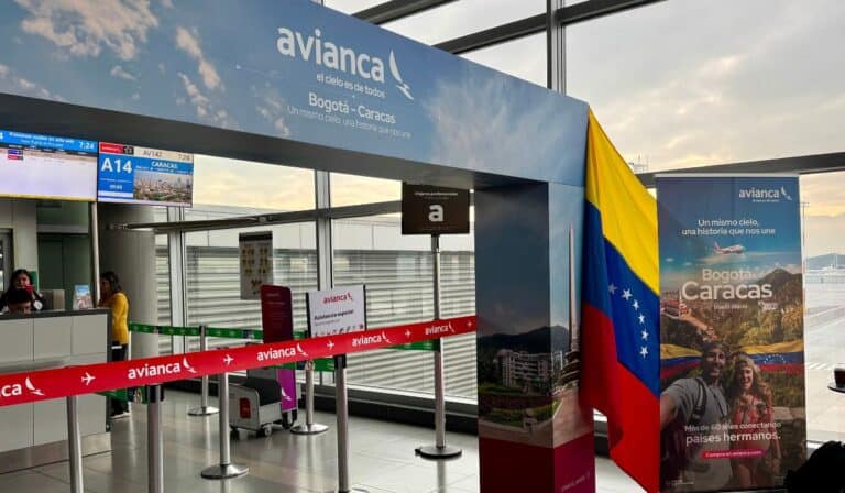 El regreso del vuelo restablece una conexión que la aerolínea ha mantenido por más de 60 años con Venezuela. Foto: Valora Analitik.