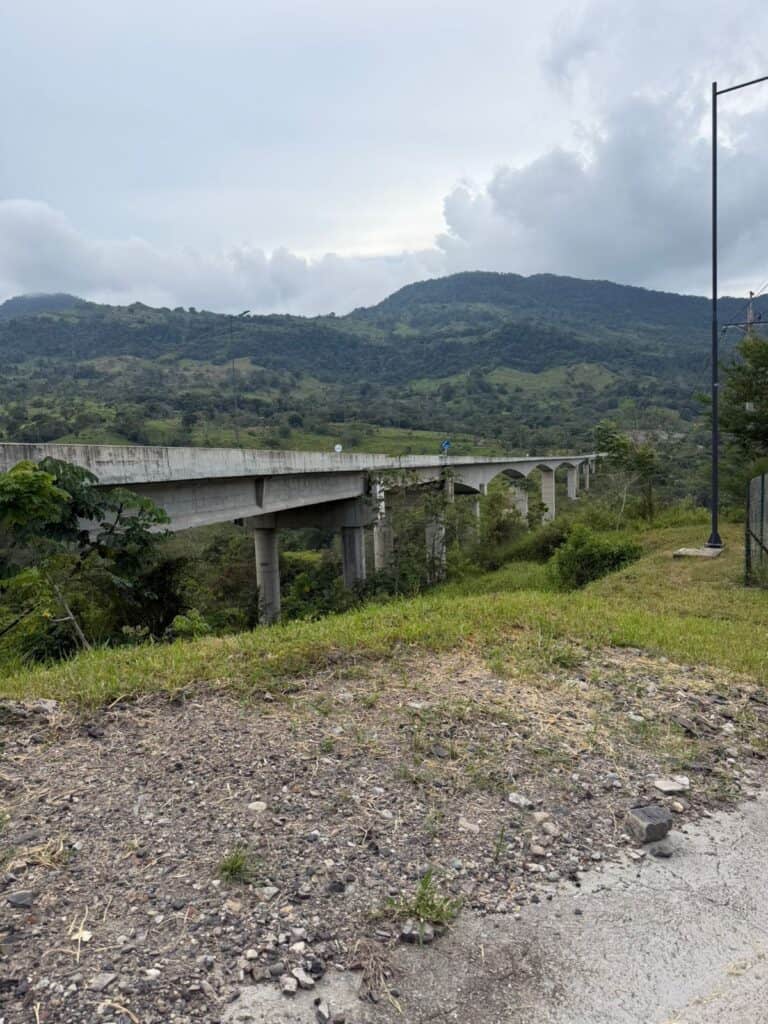 derrumbes en megavía clave en Santander derrumbes en megavía clave en Santander