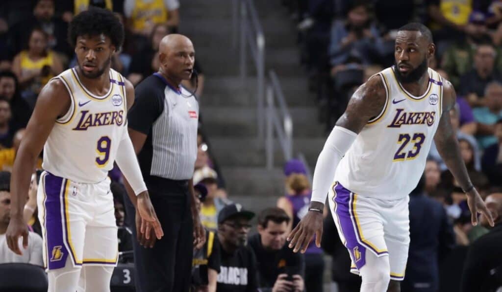 LeBron James sigue haciendo historia en la NBA y bate récord con 41 años LeBron James sigue haciendo historia en la NBA y bate récord con 41 años