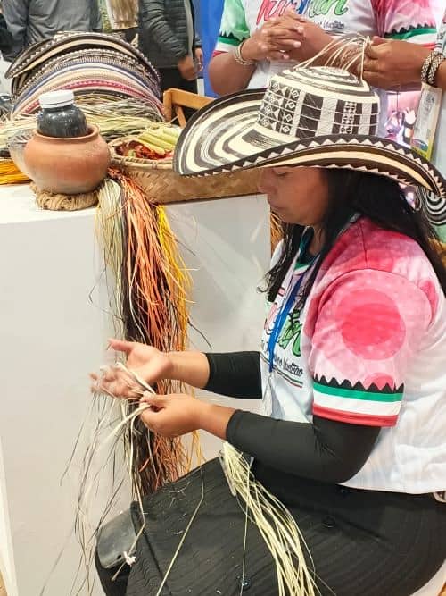 Cultura, gastronomía y turismo: las apuestas de Córdoba en Anato para el fortalecimiento económico Stand Córdoba cluster turismo