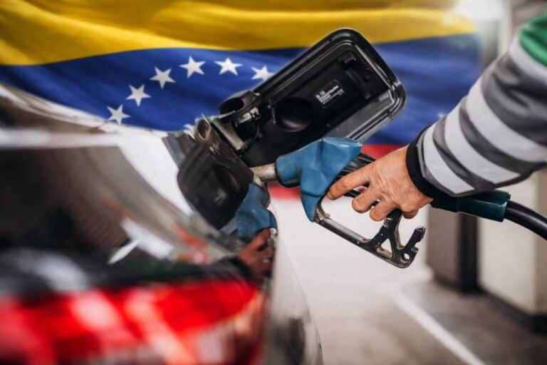 Así está el precio de la gasolina en Venezuela frente a Colombia y el resto del mundo Así está el precio de la gasolina en Venezuela frente a Colombia y el resto del mundo