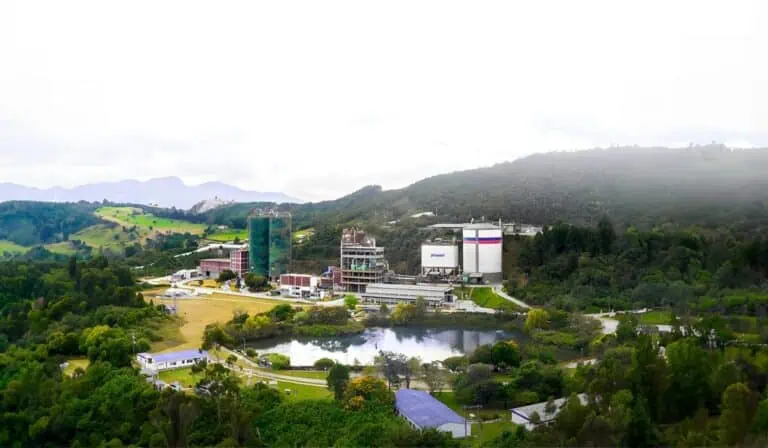 Cemex vende gran parte de su operación en Colombia a Holcim por US$485 millones