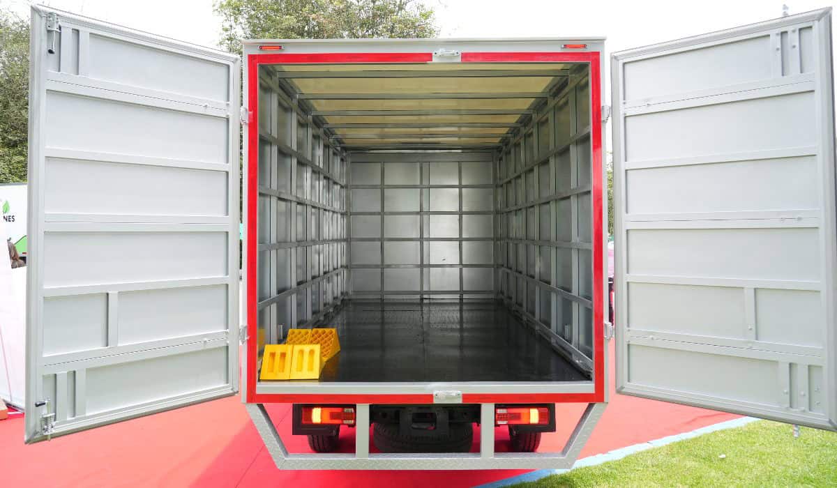 Home - Valora Analitik El camión eléctrico que llega a Colombia: carga en 1 hora y puede ahorrar hasta 80 % en costos