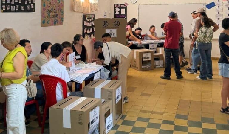 Colombia tendría la elección presidencial "más polarizada del mundo, según The Economist Elecciones. Imagen: Registraduría