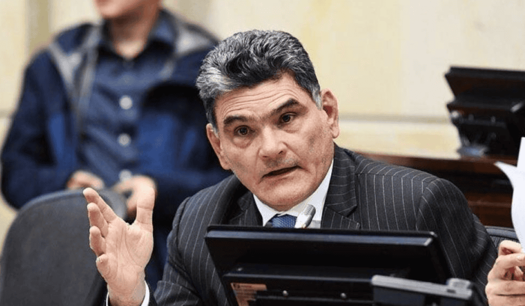 Plan del Gobierno para recuperar Air-e es insuficiente y poco claro, alerta la Procuraduría Gregorio Eljach, procurador general. Imagen: Senado