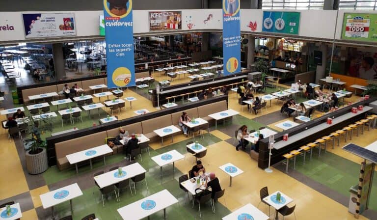 Importante centro comercial en Bogotá cambia de dueño: lo que hay detrás de la movida millonaria Importante centro comercial en Bogotá cambia de dueño: lo que hay detrás de la movida millonaria