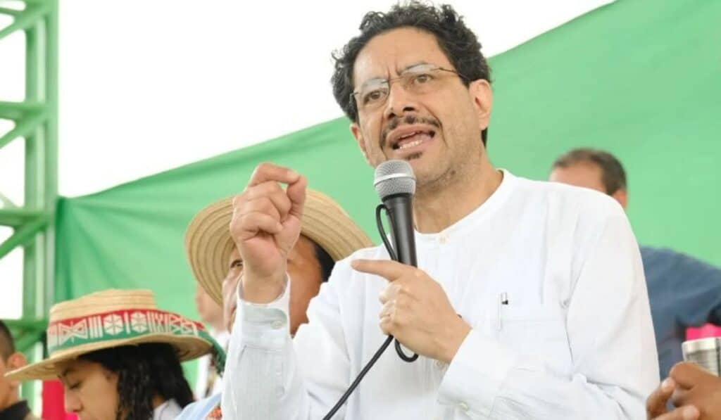 Análisis | Factores detrás de la mejora en aprobación de Petro y repunte de Iván Cepeda en encuestas Iván Cepeda, candidato presidencial por el Pacto Histórico