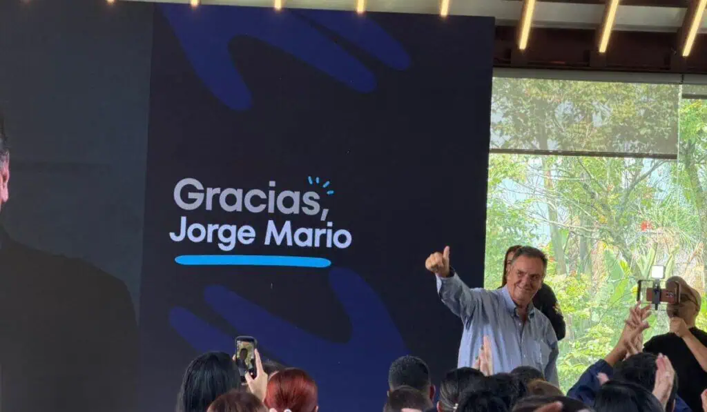 Fundación Grupo Argos celebra 20 años con más de 622.000 personas impactadas; así es su programa de voluntariado Jorge Mario Velásquez, presidente de Grupo Argos. Foto: Valora Analitik