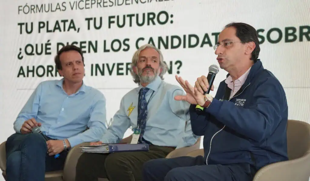 Así ven los candidatos a la Vicepresidencia la economía de Colombia: deuda, pensiones, mercado de capitales y empresas José Manuel Restrepo, fórmula vicepresidencial de Abelardo de la Espriella