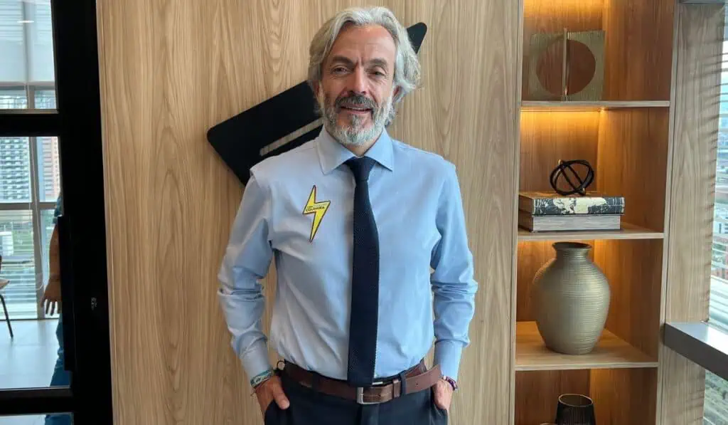 Juan Daniel Oviedo dio más pistas sobre si buscará ser alcalde de Bogotá Juan Daniel Oviedo, precandidato presidencial por la Gran Consulta por Colombia