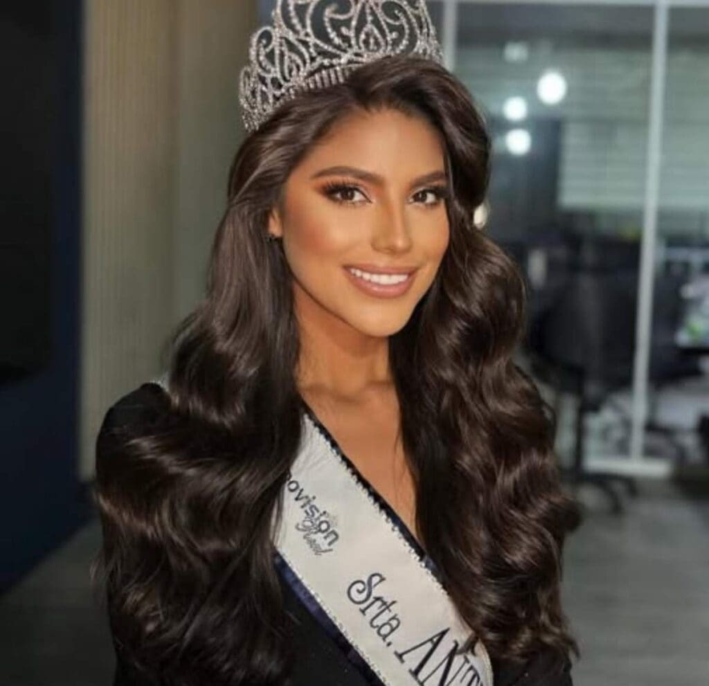 Laura Gallego ex Miss Antioquia Laura Gallego ex Miss Antioquia