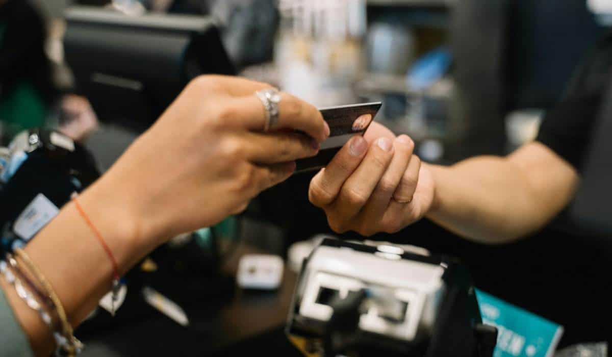 Lemon tendrá nueva tarjeta que hará devolución del 4x1.000 en dólares