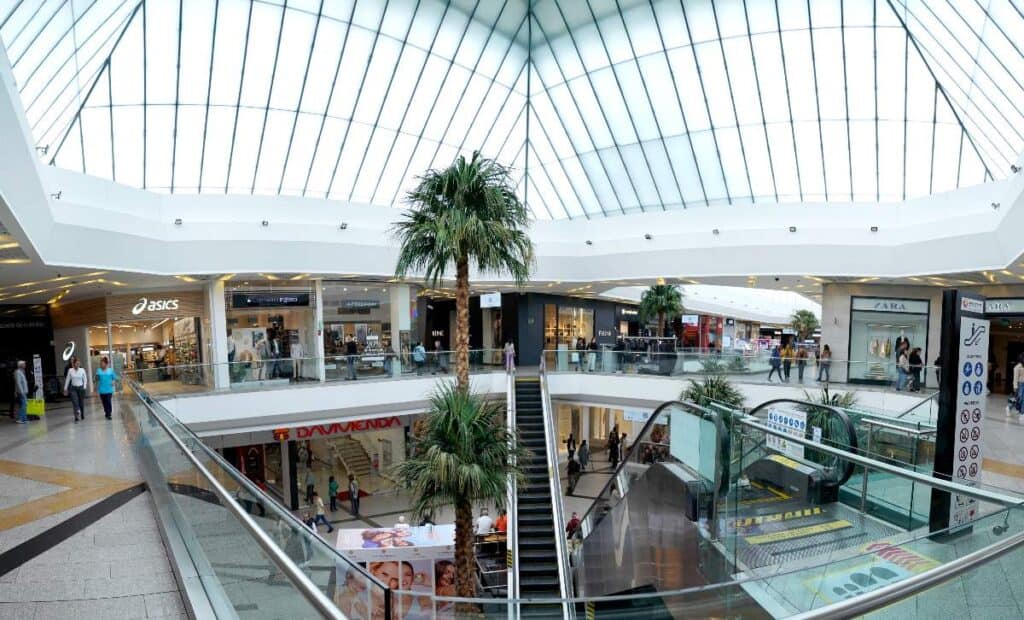 Panorámica Unicentro entada principal (1) Panorámica Unicentro entada principal