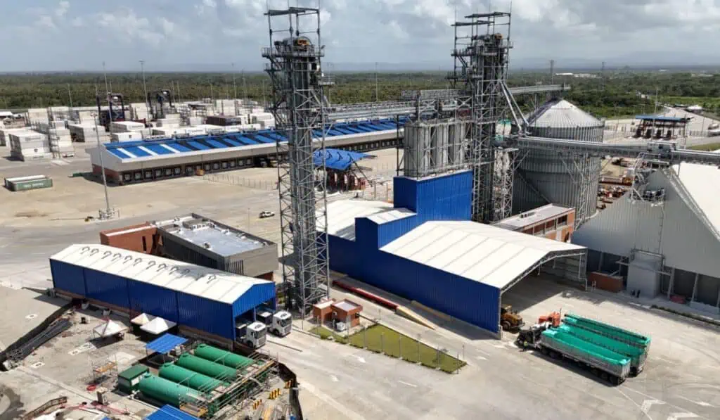 Puerto Antioquia recibió el primer buque a granel desde Estados Unidos Puerto Antioquia recibió el primer buque a granel desde Estados Unidos