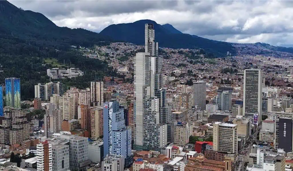 Exclusiva | Nueva oportunidad de una torre emblemática: BD Bacatá cambia de nombre y revive en Bogotá (segundo capítulo) Torre BD Bacatá, Torre Bogotá Tower 2862, foto Valora Analitik