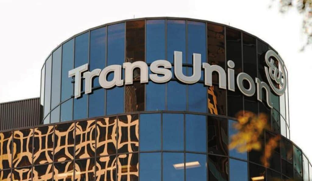 Tras millonaria operación, TransUnion se queda con la mayoría de la mexicana Buró de Crédito TransUnion formalizó negocio para adquirir Buró de Crédito