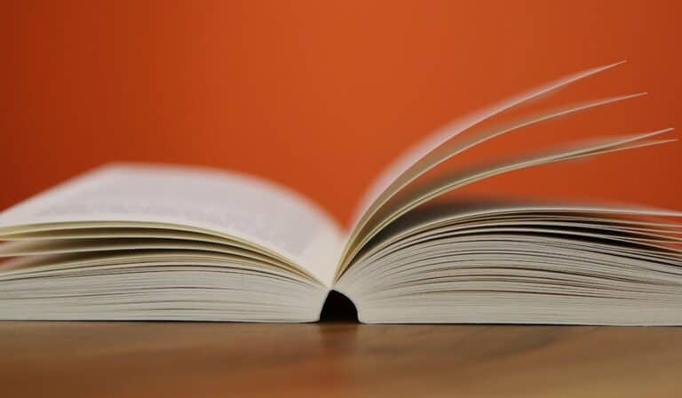 ¿Cuánto costaría reformar el sistema educativo?: 22 propuestas de los empresarios para lograrlo El libro compila 22 propuestas orientadas a avanzar hacia una transformación estructural del sistema educativo