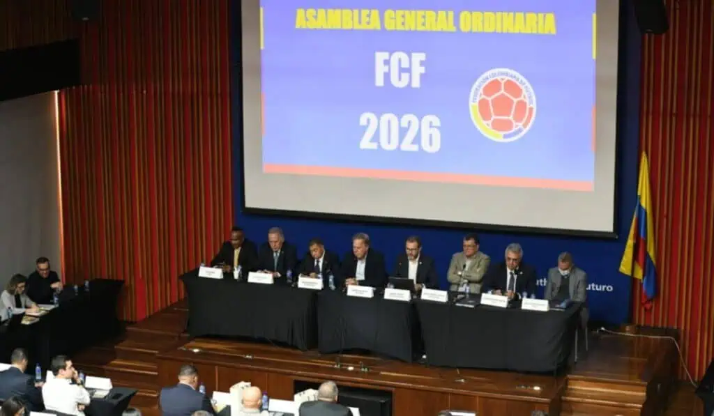Ramón Jesurún seguirá siendo el presidente de la Federación Colombiana de Fútbol Ramón Jesurún seguirá siendo el presidente de la Federación Colombiana de Fútbol