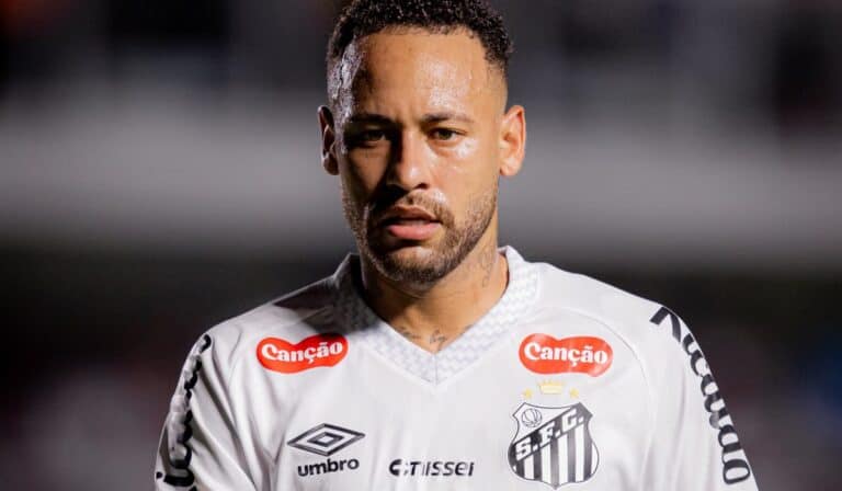 Santos de Brasil negocia histórica inversión mientras el Grupo Santo Domingo niega cualquier participación Santos de Brasil negocia histórica inversión mientras el Grupo Santo Domingo niega cualquier participación