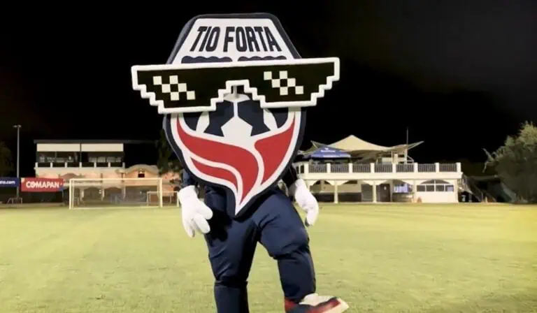 Fortaleza le dice adiós al cerebro creativo que volvió viral al equipo en redes sociales