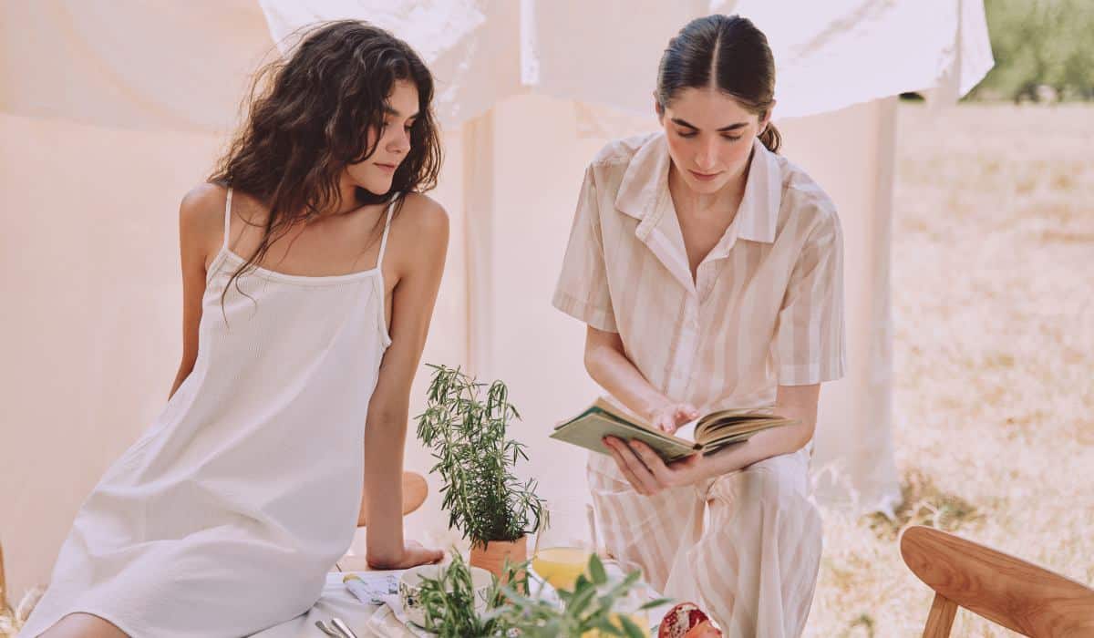 Arkitect, Bronzini y Finlandek anuncian nueva colección junto a María Elena Villamil para la temporada de madres