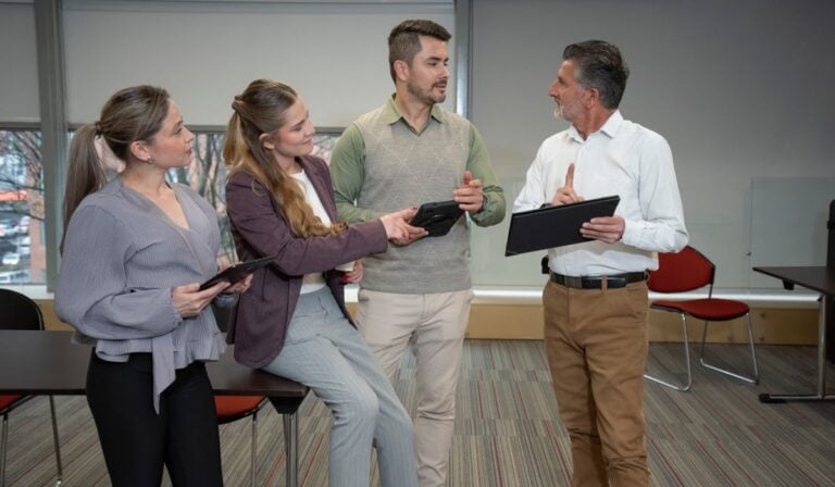 Compensar amplió su impacto en MiPymes cerca de un 92 % en 2025