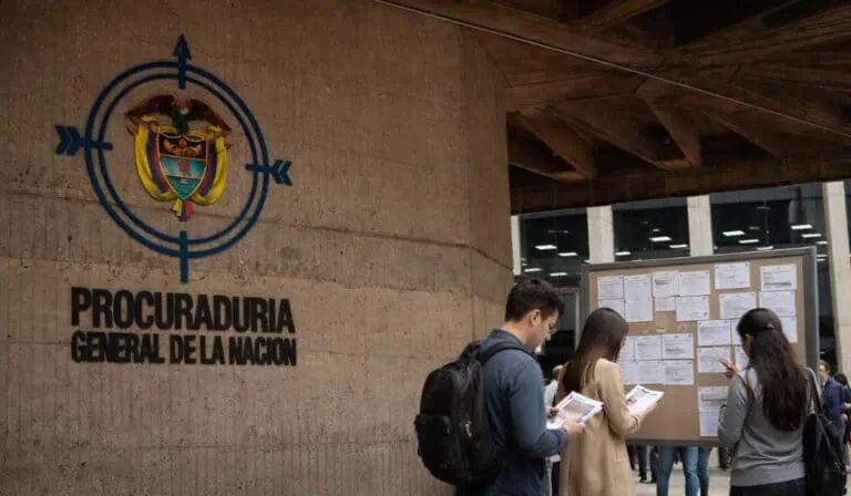 Procuraduría abrió más de 3.000 vacantes: hay cargos sin experiencia y salarios de más de $10 millones; así puede postularse Salarios en la Procuraduría General de la Nación