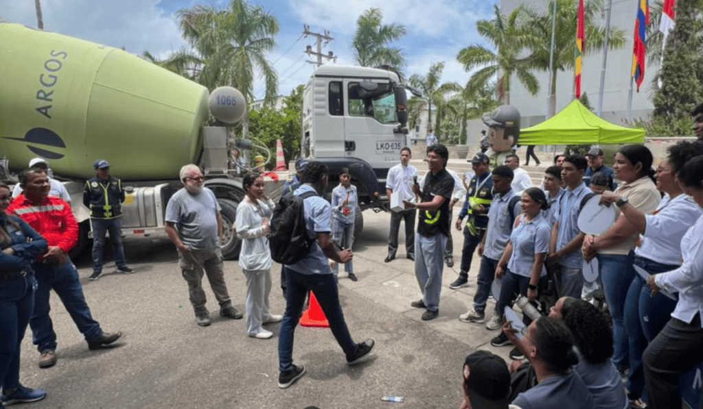 Campañas de seguridad vial de Flypass y Argos. 