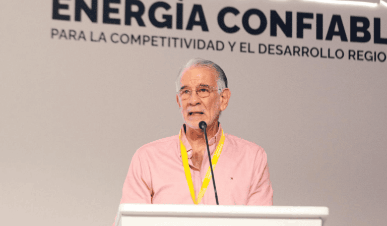 Entrevista | Gobernador de Atlántico habla de problemas de energía y crisis de Air-e; también de Vía al Mar y aeropuerto de Barranquilla Eduardo Verano, gobernador de Atlántico. Imagen: Andeg / Gobernación de Atlántico.