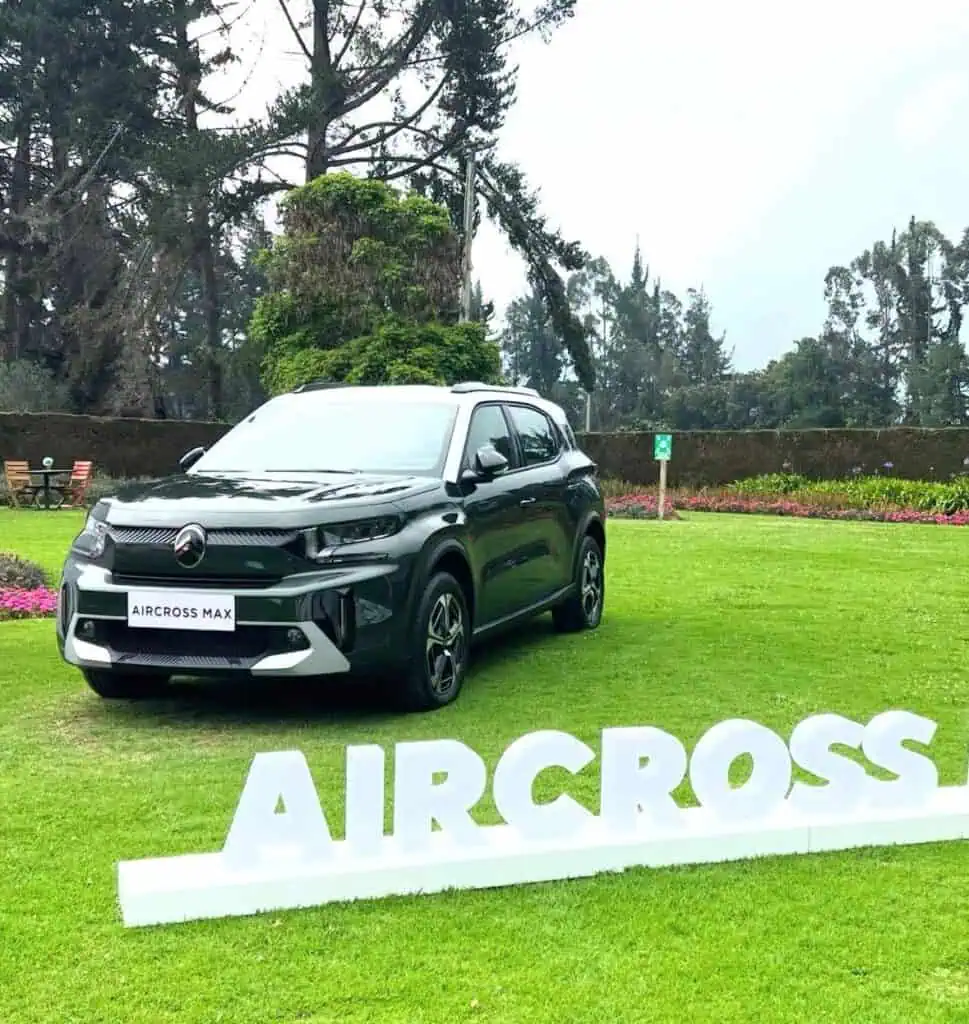 El vehículo que ganó premio como 'Mejor auto de los usuarios 2026' ya llegó a Colombia (1) El vehículo que ganó premio como 'Mejor auto de los usuarios 2026' ya llegó a Colombia