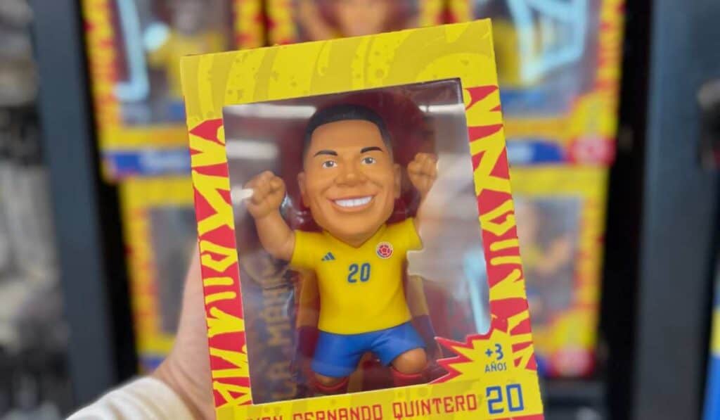 Selección Colombia selló alianza histórica con el Éxito: Lanzó productos exclusivos a menos de $40.000 Figuras de la selección Colombia
