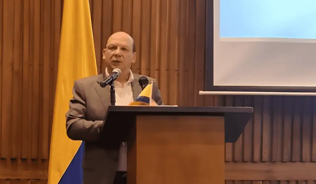 MinHacienda: alza de tasas del BanRep frenaría el crecimiento y destruiría 48.000 empleos tasas del BanRep