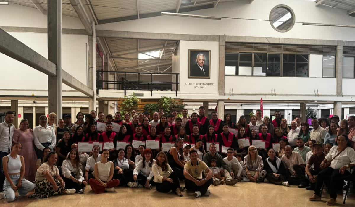 Home - Valora Analitik Fundación Grupo Argos y aliados impulsan talento de jóvenes del Suroeste antioqueño con el programa SUROTEC