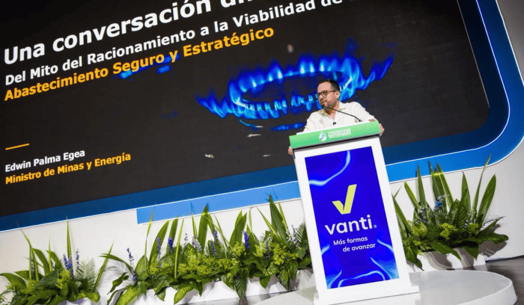 MinMinas: "tenemos que estar listos para el peor escenario" ante posibilidad de un Fenómeno de El Niño grave Edwin Palma, ministro de Minas y Energía. Imagen: Ministerio de Minas y Energía