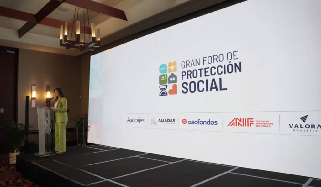 Gran Foro de Protección Social: informalidad y envejecimiento, los grandes retos del sistema colombiano Gran Foro de Protección Social