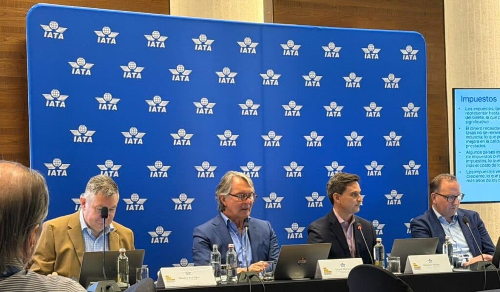 IATA alerta que los impuestos en Colombia para el sector siguen siendo muy elevados y afectan el desarrollo del país IATA alerta que los impuestos en Colombia para el sector siguen siendo muy elevados y afectan el desarrollo del país