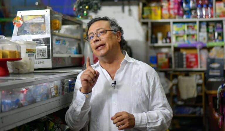 Inflación en Colombia no está controlada como dijo Petro en 2025: Es más alta frente a países pares Inflación en Colombia no está controlada