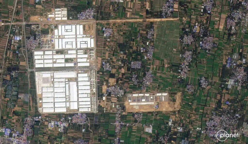 La megafábrica de 80 km² que parece una ciudad ya está en operación: así funciona La megafábrica de 80 km² que parece una ciudad ya está en operación: así funciona